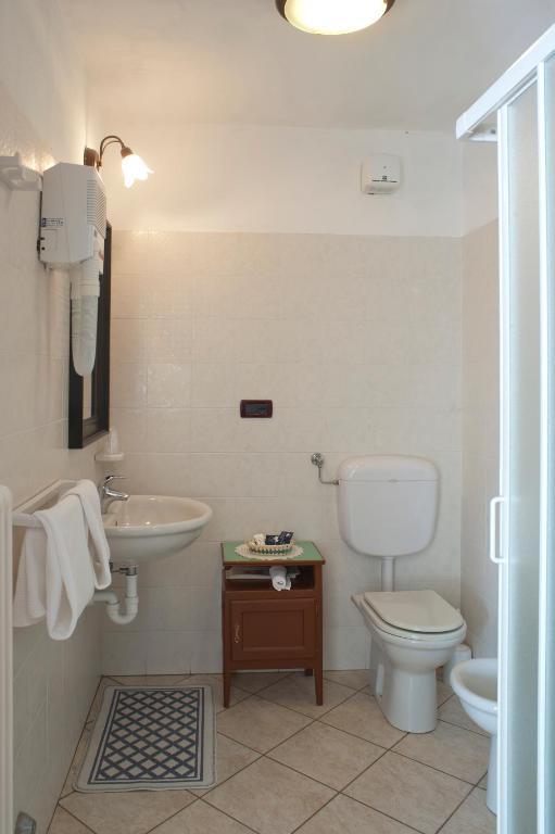 Albergo Castello Da Bonino Champorcher Szoba fotó