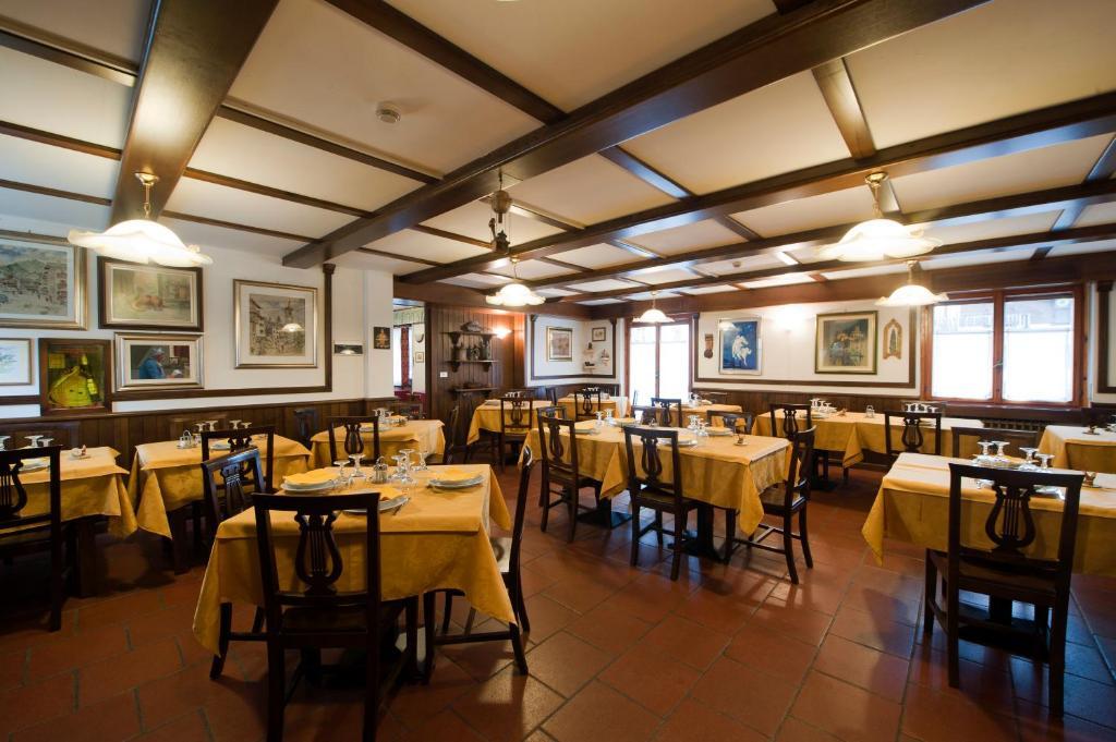 Albergo Castello Da Bonino Champorcher Szoba fotó