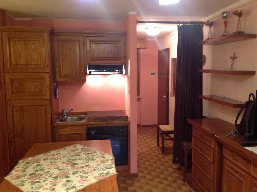 Albergo Castello Da Bonino Champorcher Szoba fotó